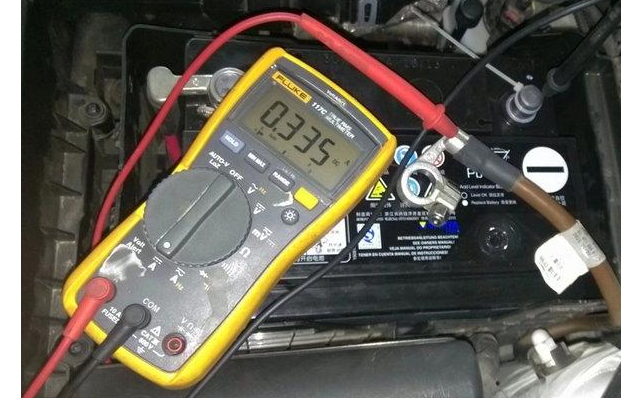 如何判断汽车电瓶是否需要更换科普贴