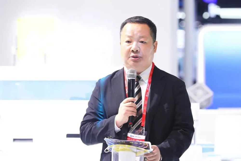 华润医药商业集团医疗器械有限公司 董事长陈威当前国内正值深化医药