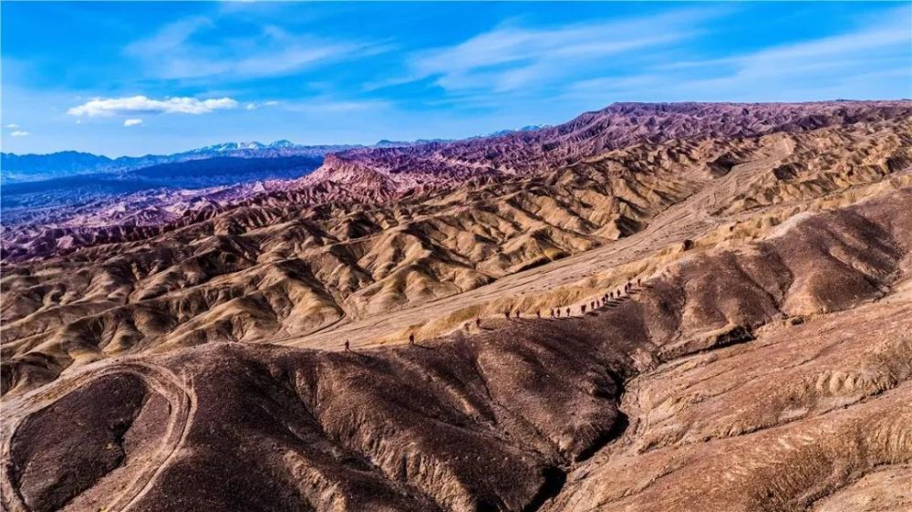 绝美高原上的聚宝盆柴达木盆地这里一定有你没见过的好景