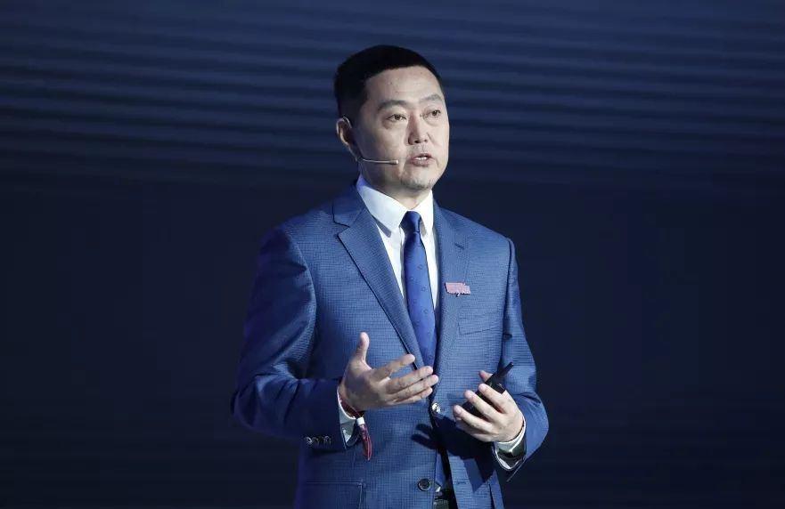 左晖贝壳往事:企业家,异类,鲶鱼,那个不走捷径的人