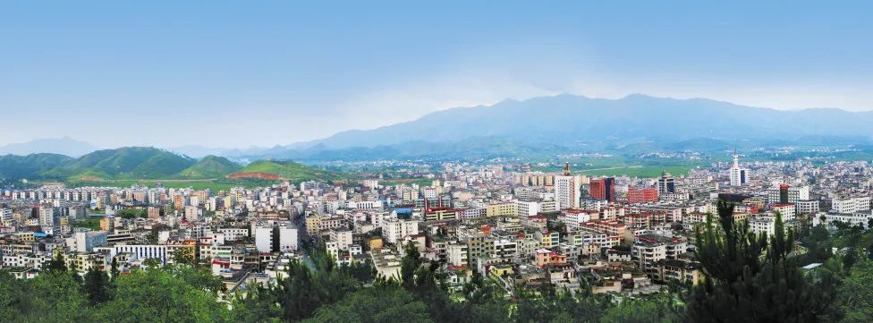 欣欣向荣的汝城县城一角在历史的尘埃中,每座城市都在不断演变.