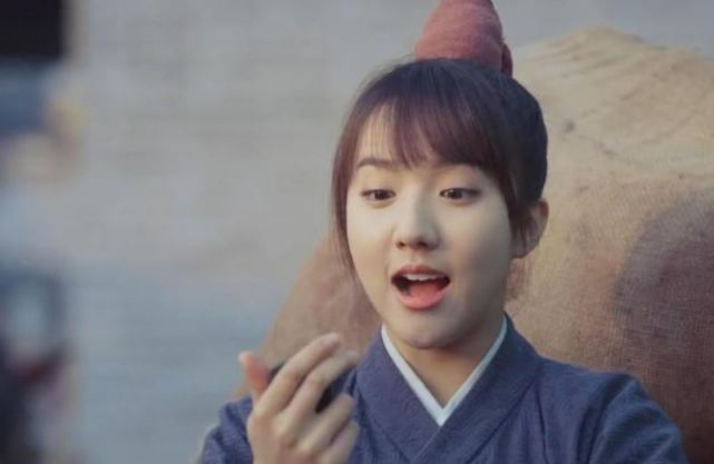 在电视剧《御赐小仵作》里女主楚楚的身世一直是众人关注的焦点,从