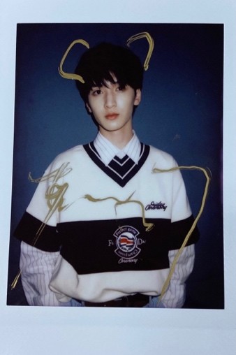 严浩翔拍立得照片翔哥谢谢你没有放弃让我可以遇见你