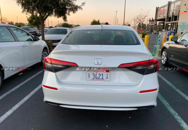 本田第十一代思域实车街头亮相配置提前看售价也已曝光