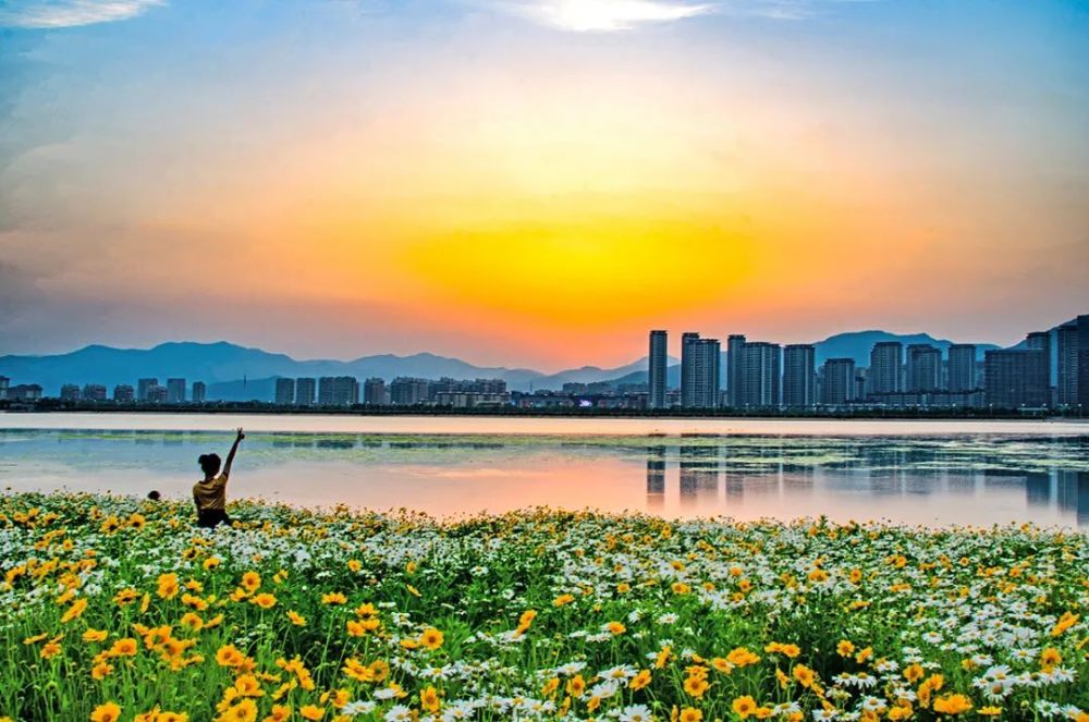 海曙区摄影家协会高桥分会梅山湾采风摄影巧遇海市蜃楼