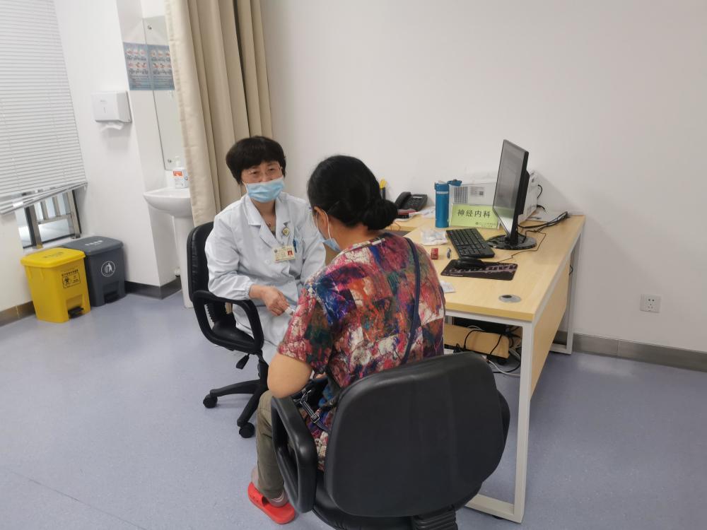 包含北大醫院專家預約掛號-跑腿代掛就是這么簡單!的詞條