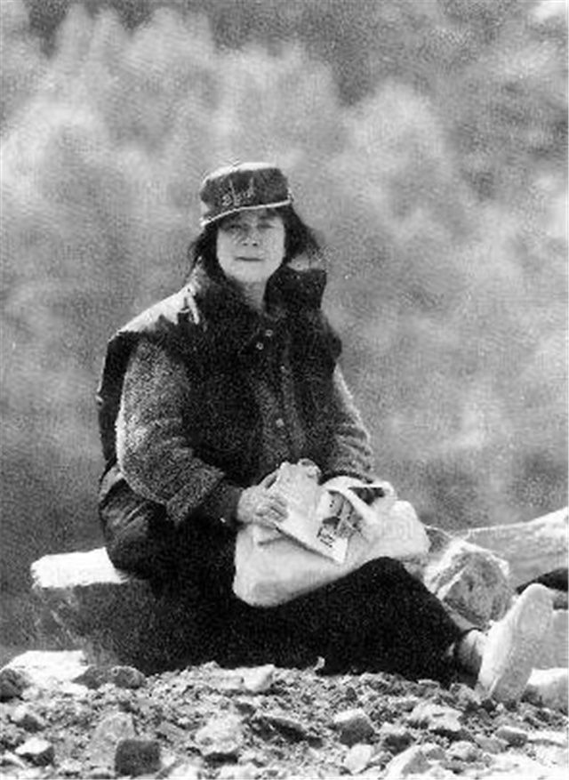 陈布文陪伴丈夫张仃50年65岁67绝食离世67一年后丈夫另娶他人