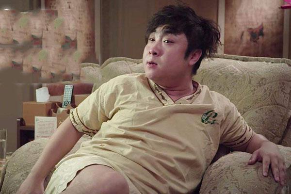 抽电子烟翻车后,打呼噜"赶"跑众人|乔杉|向往的生活|刘晓邑|贾玲