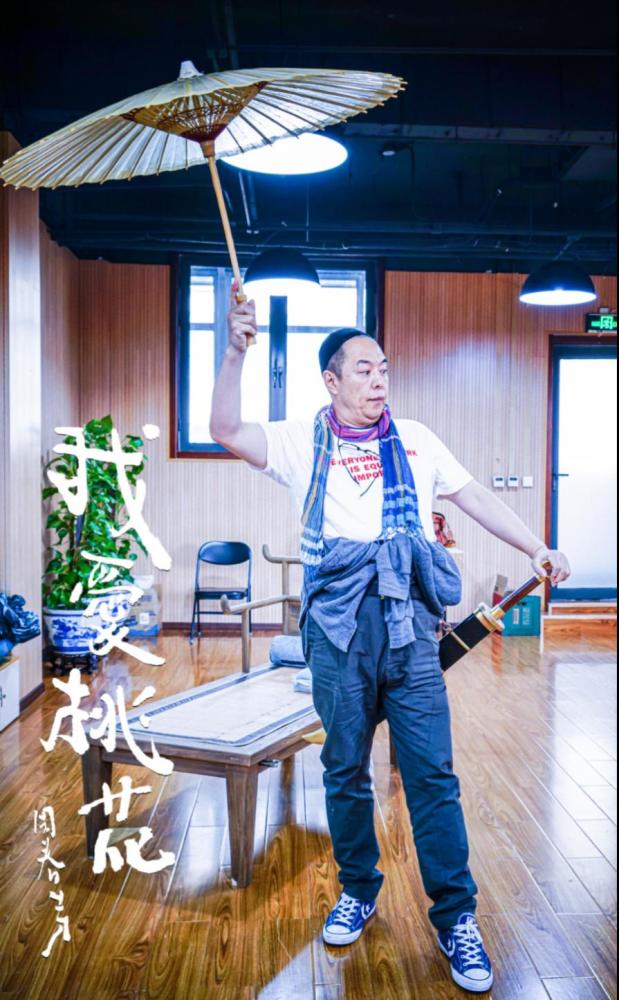 张国立执导,张铁林主演的《我爱桃花》,今明两晚在广州演出