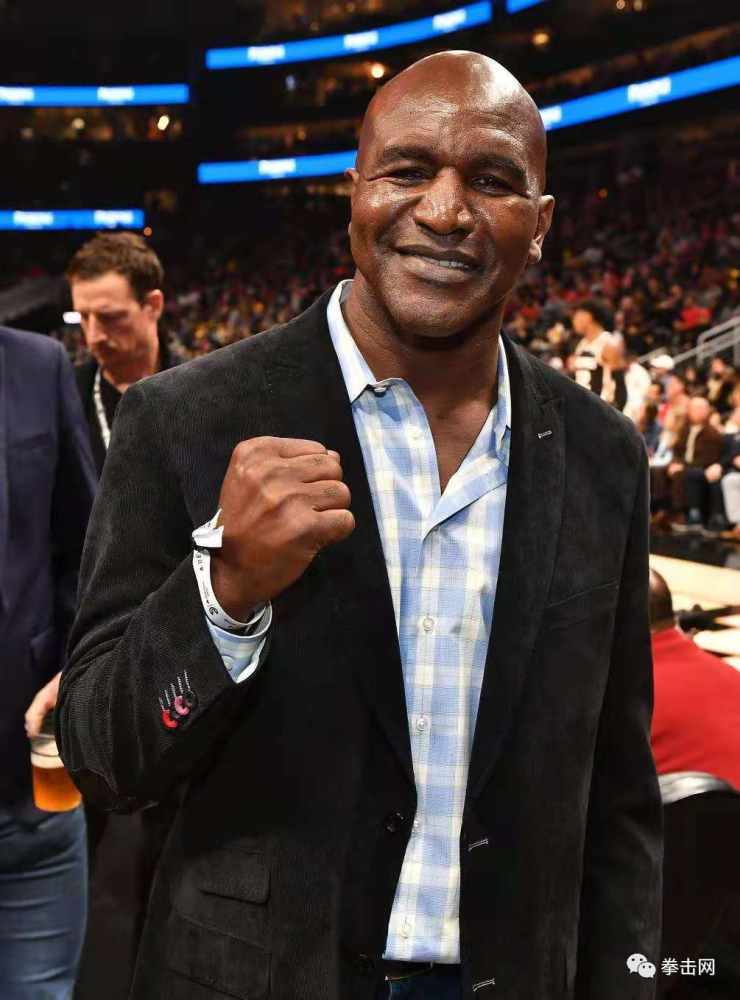 同时,58岁的伊万德·霍利菲尔德也要复出,他最近一次战斗是在10年前