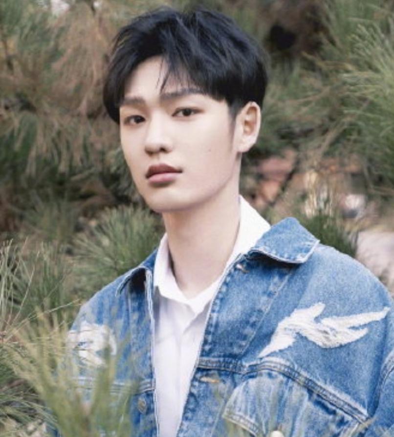 李浩菲付伟伦街头拥吻,杨光ze教你情侣之间该如何增进感情