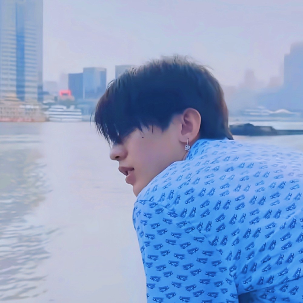 蔡徐坤头像壁纸