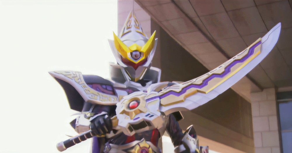 而修罗炼狱戟是在大结局时出现,是路法用来和战神刑天战斗的武器.