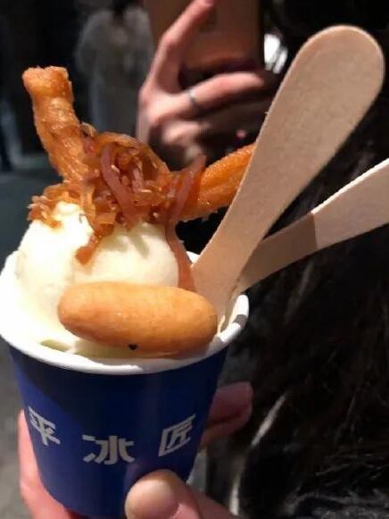 臭豆腐味芥末味葱爆牛奶味夏日奇葩雪糕大盘点