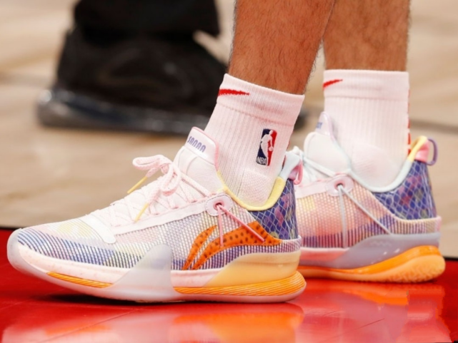 lining李宁闪击7夏季版本配色分享