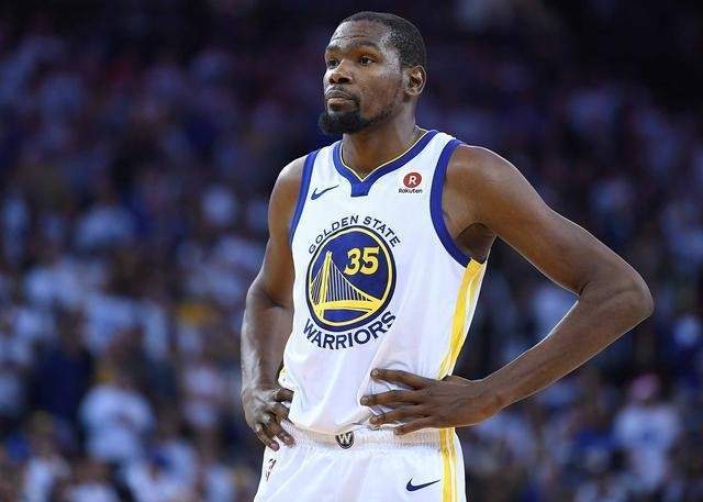 nba 团队至上！盘点NBA最无私的十大巨星：库里与杜兰特上榜！