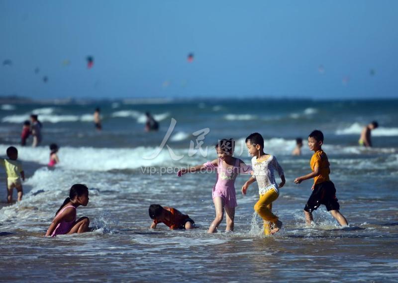 海南瓊海海濱戲水樂