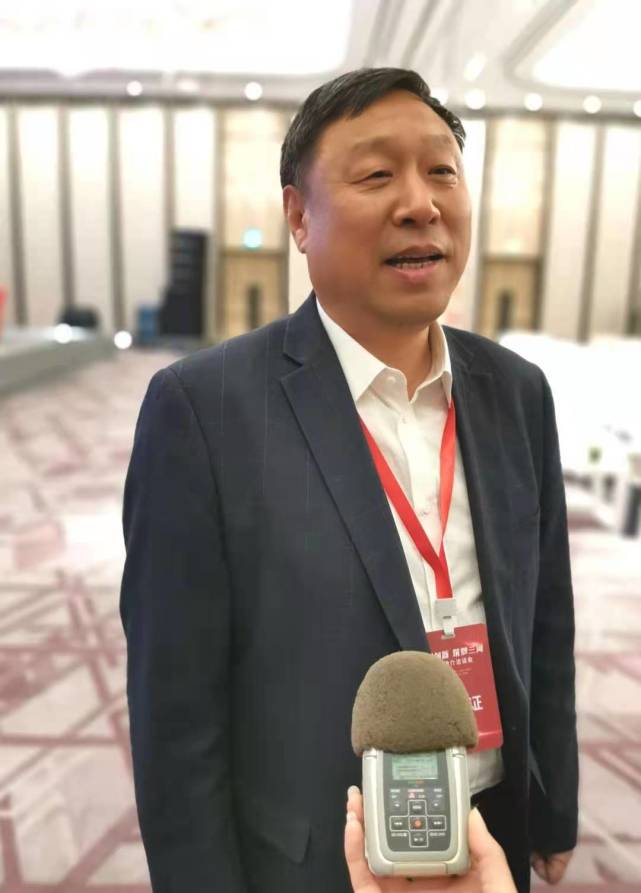 入驻燕郊北部科学城的兴远高科科创园总经理刘永成说:"随着北京非首都