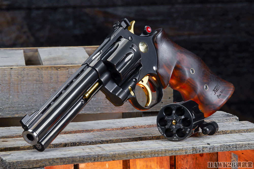 one)",也许korth的老板martin rothmann凭着一时冲动制造出这种双管