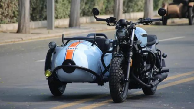 4万多拥有跑车级回头率,长江"偏三轮"定制版,有情怀也有动力_腾讯新闻