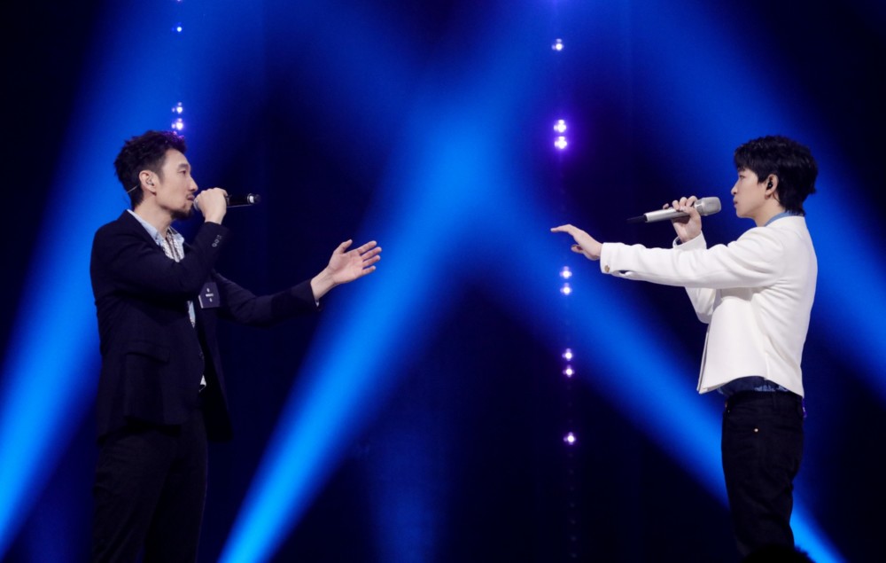 谁是宝藏歌手陆虎女友是小提琴手满江老婆是画家颜值都很高