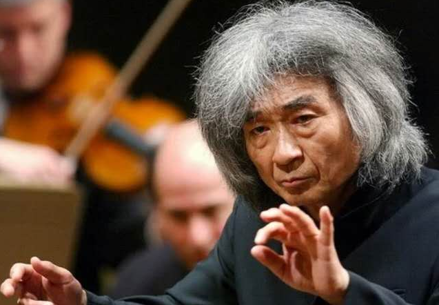 日本指挥家小泽征尔堪称世界级大师为何将母亲骨灰撒在中国
