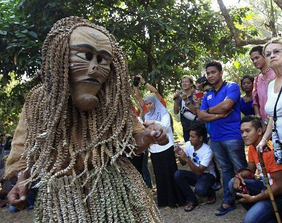 世界上最"懒"的一个民族,吃饭全靠空投补给,网友:组织找到了