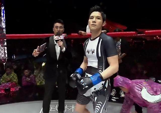 向佐ko药水哥,药水哥被全程吊打,虽然他输掉了比赛,却赢得更多