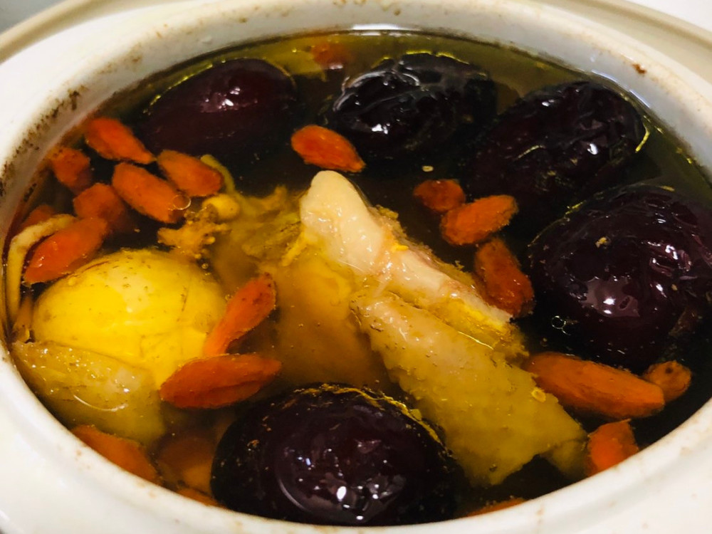 煮肉时的浮沫 到底是精华还是脏东西 很多人不懂 怪不得汤难喝 腾讯新闻