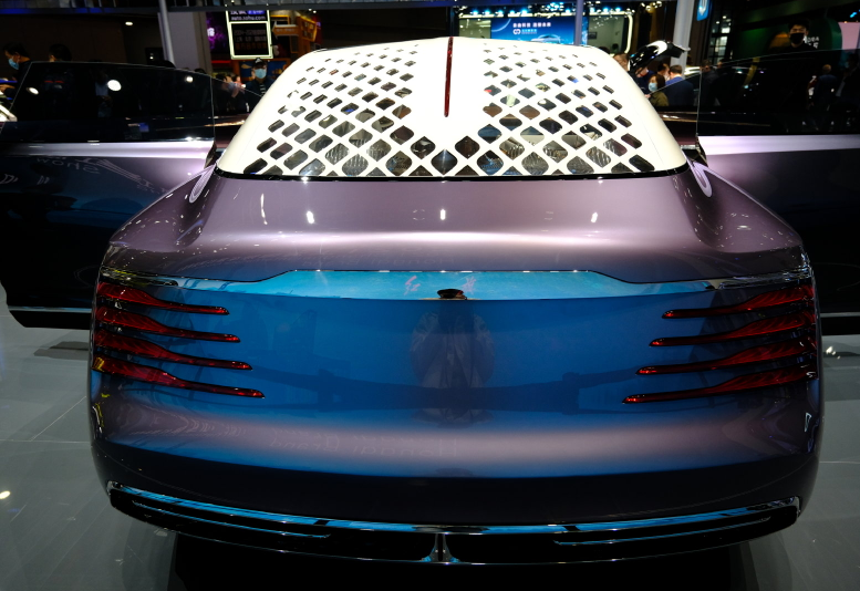 国产"宾利"要来了,对开门的设计,后排的豪华程度堪比商务舱!