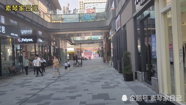浙江温州乐清最繁华的商业街江南里步行街乐清人都会来的地方