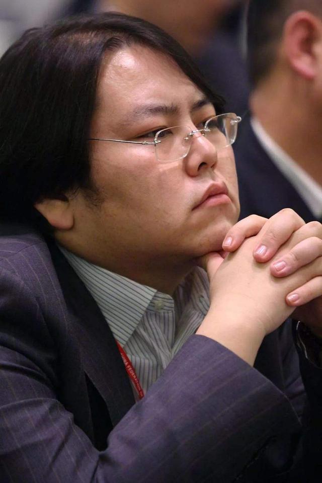 花5千万娶车晓,10余年败光家产成"老赖",39岁李兆会又曝新情况_腾讯新