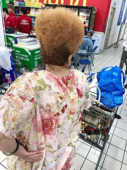 在天津,千万不要偷拍姐姐的发型