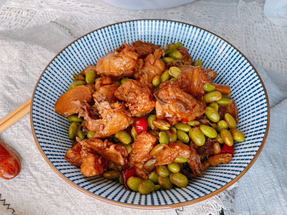 夏吃豆胜吃肉,教你毛豆最好吃的做法,荤素搭配更营养,咸香开胃