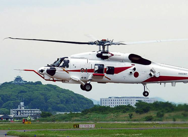 日本sh-60"海鹰"直升机改进型首飞