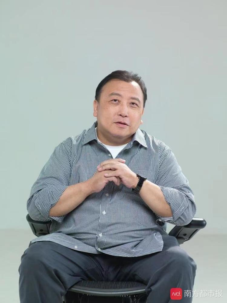 专访导演王晶:若连乱港的"业余黑社会"也怕,我岂不是白活_腾讯新闻