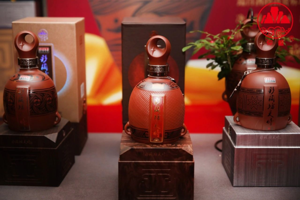 豫酒文化,行至开封——"彩陶坊天时·名家讲坛"点亮汴梁古城