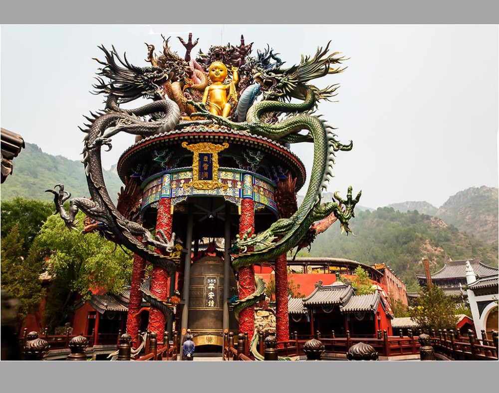 现在他它已经有六百多年的历史了,文化底蕴非常深厚,它就是北京白瀑寺