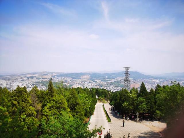 淄博熱門旅遊景點原山國家森林公園低音號旅遊