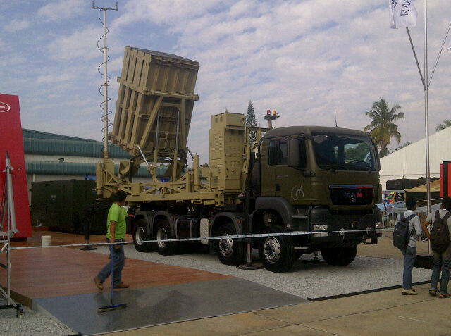 红旗10导弹能否成为中国铁穹性能先进效率高唯一问题价格贵