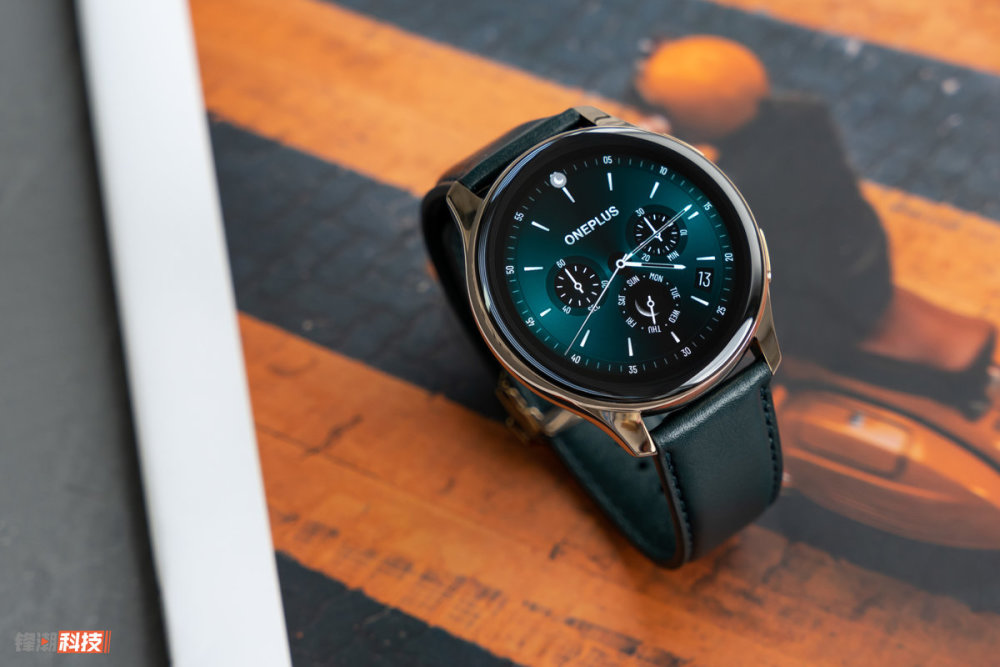 智能与质感融于一体onepluswatch钴合金限定版图赏