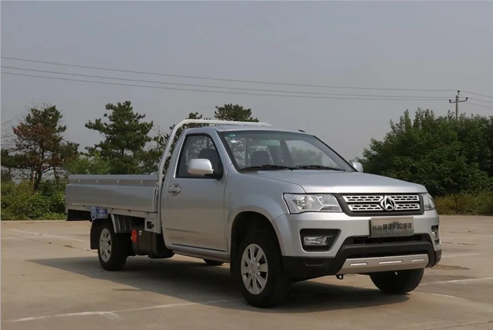 国产单排皮卡盘点车型数量不少但私人基本买不到