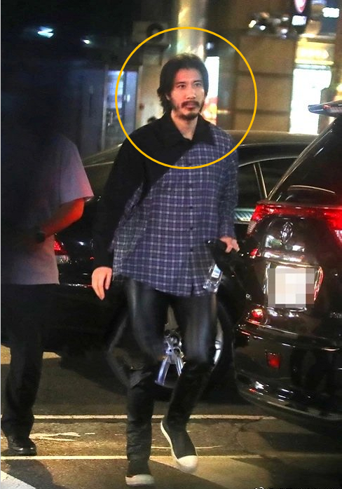 45岁王力宏大变样生图胡子拉碴认不出你还我当年的白马王子