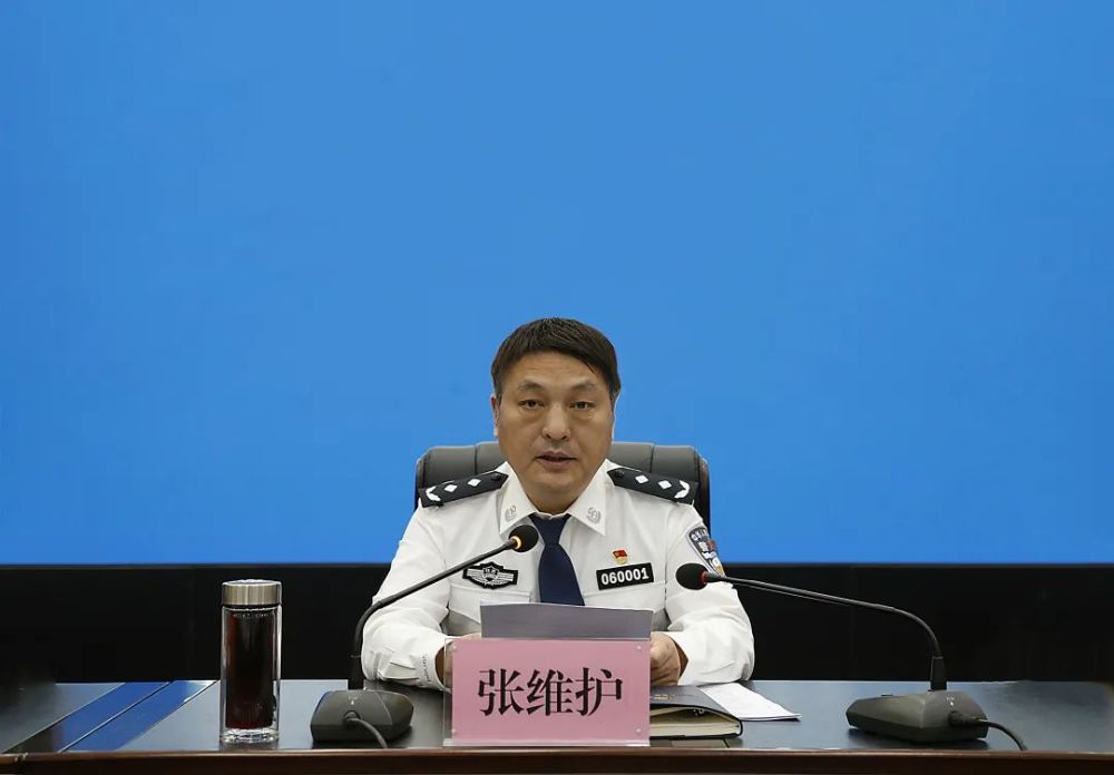 政法单位队伍建设巡查工作组组长,市委政法委副书记程辉作动员讲话,市