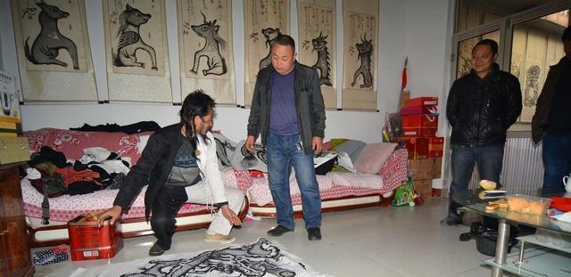 一位道长,上山找龙15年,成为画龙大师,至今还在山上坚持