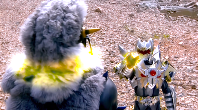 铠甲勇士恶金是最强护法泽西的雪獒铠甲战败换成西钊却能赢