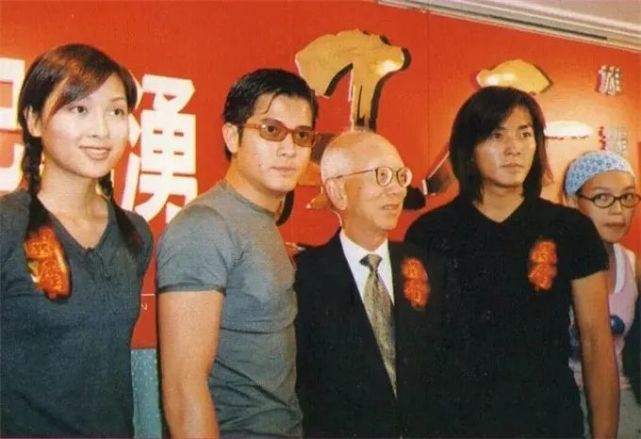 1998年,刘伟强用"古惑仔"原班人马,斩断了成龙的"四连冠"