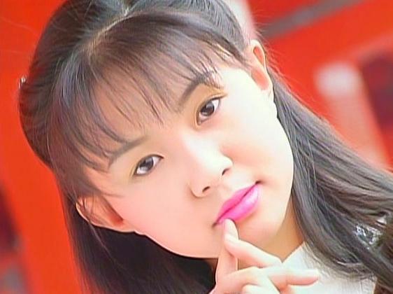 "乡村女神"卓依婷,被去世谣言耽误20多年,今38岁容颜大变样