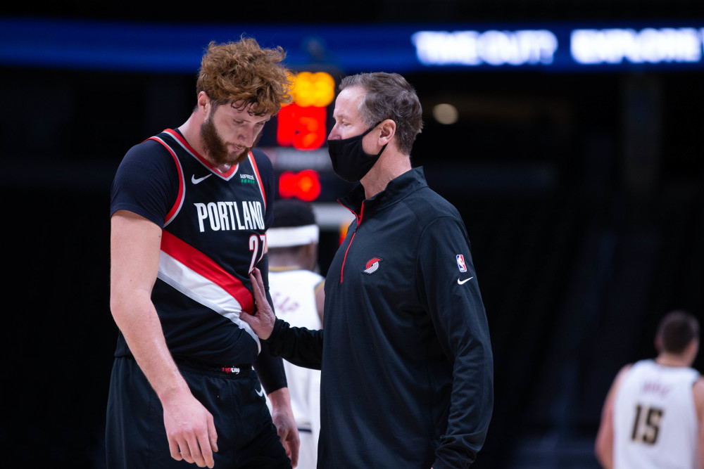 nba公布5月份东西部最佳教练:锡伯杜和斯托茨分别当选