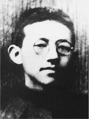 李汉俊,湖北潜江人,上海共产主义小组代表.